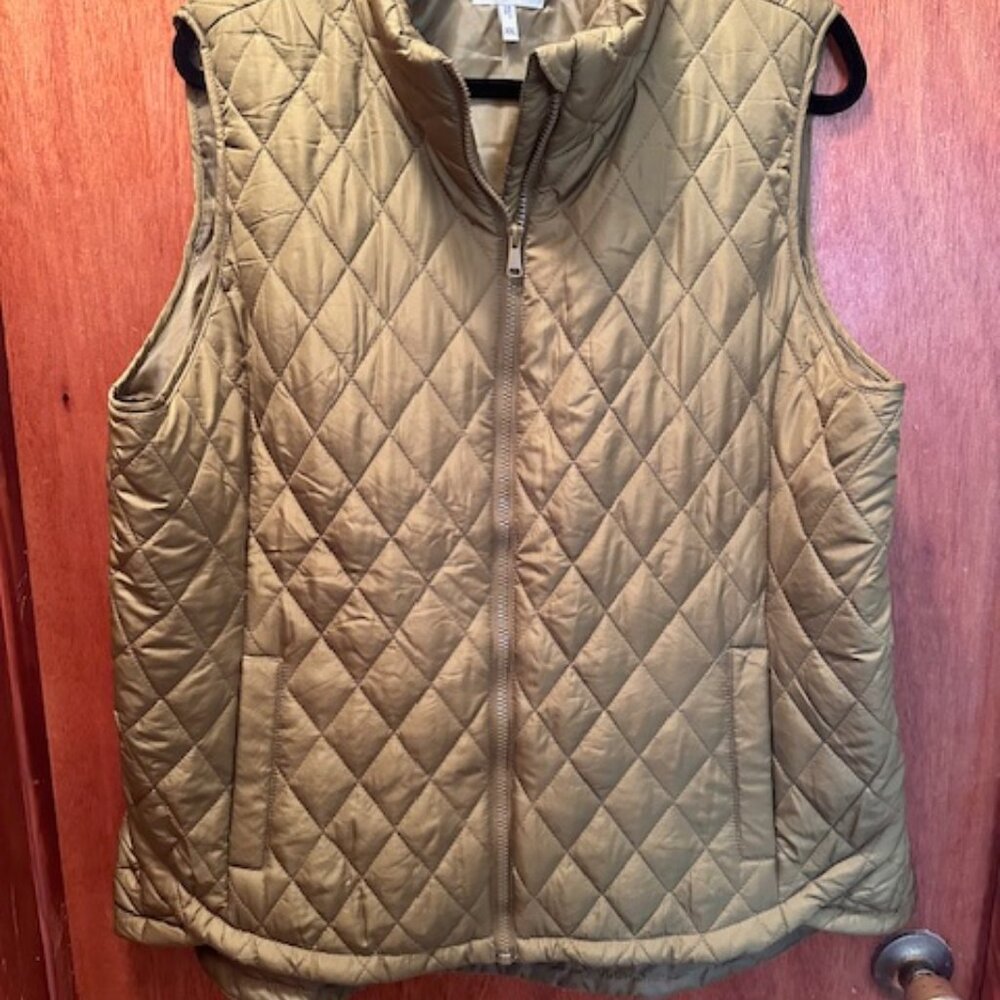 Maurices green zip up vest size XL
